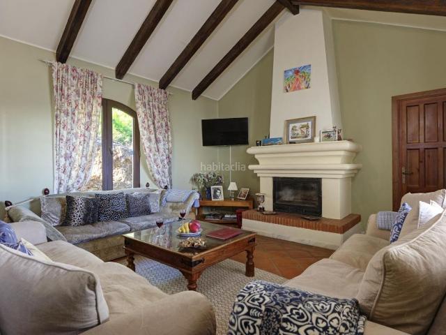 Chalet en venta en Gaucín. Lujosa Villa en la cima de la montaña con vistas espectaculares. Chalets.