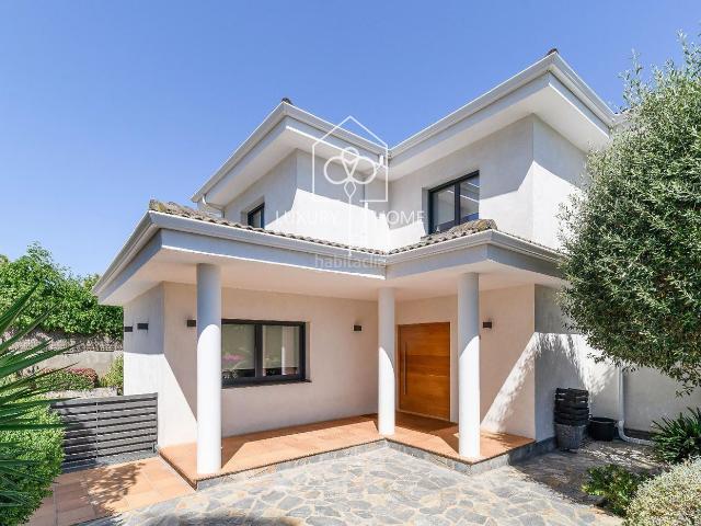 Chalet en venta en Gavà, La Sentiu. UN OASIS DE PAZ. Chalets.
