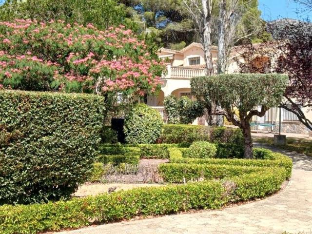 Chalet en venta en Gaianes. Chalets.