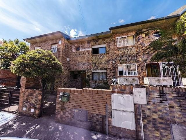 Chalet en venta en Galapagar, El Guijo Colonia España. Adosado en Cesión de Remate en Galapagar. Chalets.