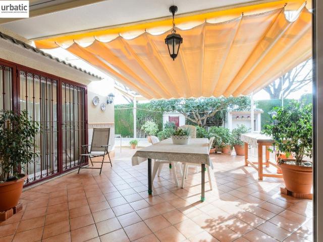 Chalet en venta en Gandia, Park Nord Casona. CHALET UNIFAMILIAR EXCLUSIVO EN PARK NORD CASONA ESPACIO, LUZ Y CALIDAD DE VIDA. Chalets.