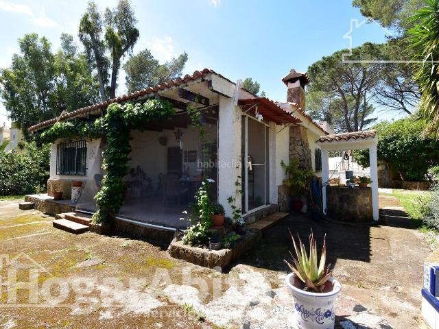 Chalet en venta en Gandia, Urbanizaciones. EXCLUSIVO CHALET! MUY AMPLIO CON PISCINA PRIVADA, GARAJE Y PARCELA. Chalets.