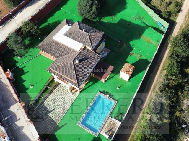Chalet en venta en Gandia, Urbanizaciones. Un hogar, para aquellos que solo quieren lo mejor!. Chalets.