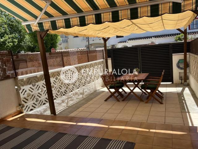 Chalet en venta en Garrigàs. BONITA CASA EN EBRE EMPURIABRAVA. Chalets.