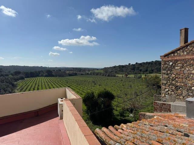 Chalet en venta en Garriguella, Girona