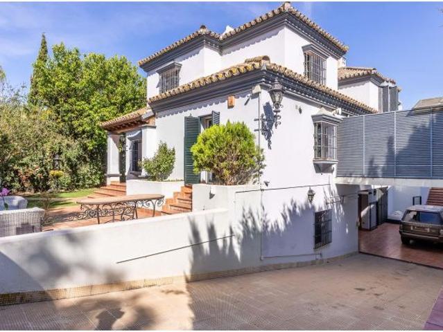Chalet en Venta en Gelves, Sevilla