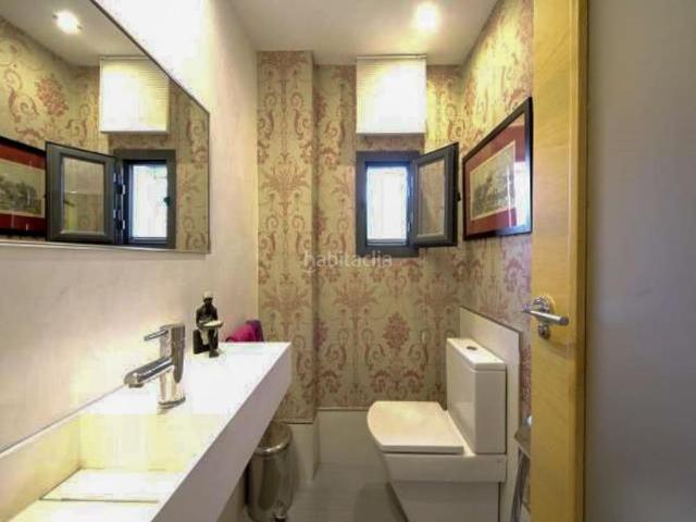 Chalet en venta en Granada, Fargue. CHALET EXCLUSIVO VISTAS A SIERRA NEVADA Y A SOLO 5 MINUTOS DEL CENTRO DE GRANADA. Chalets.