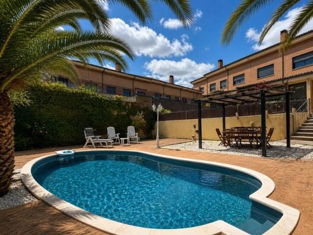 Chalet en venta en Guadalajara, Las Cañas