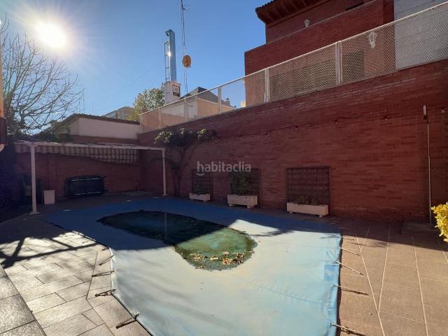 Chalet en venta en Guadalajara, San Roque Concordia Adoratrices. INMOBILIARIA ARBETETA VENDE MAGNÍFICO CHALET EN ZONA FERIAL, GUADALAJARA. Chalets.
