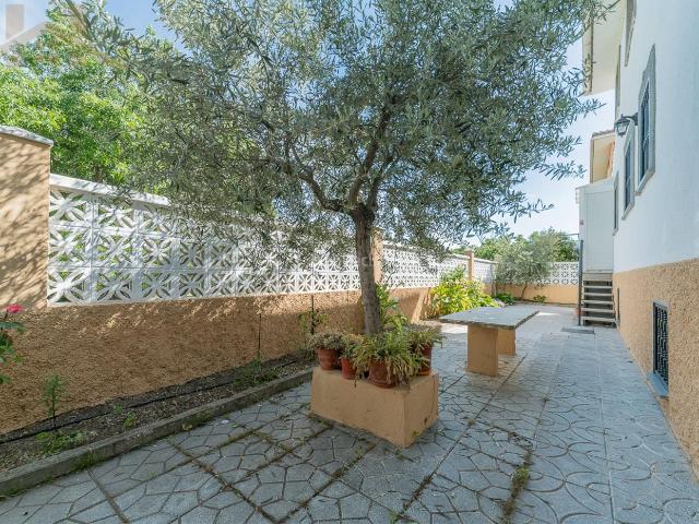 Chalet en venta en Guadarrama. Casa o chalet independiente en Rio duero. Chalets.