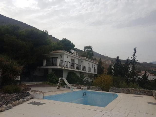 Chalet en venta en Gualchos, Urbanizaciones