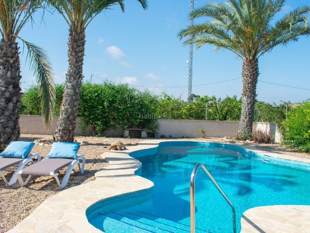 Chalet en venta en Guardamar del Segura, El Raso. Chalets Guardamar del.