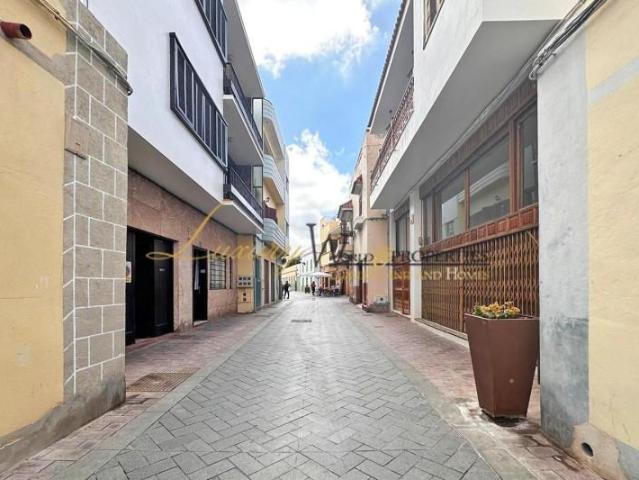 Chalet en venta en Guía de Isora, Calle de Arriba, 38680