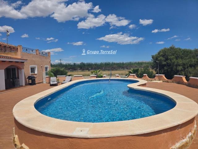 Chalet en venta en Dolores. en Dolores. Chalets.