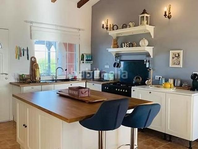 Chalet en venta en Dolores. PRECIOSO CHALET CON VISTAS DESPEJADAS. Chalets.