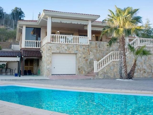 Chalet en venta en Don Benito, Badajoz