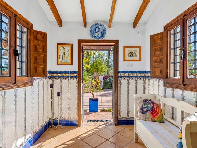 Chalet en venta en Daya Nueva. CHALET INDEPENDIENTE. Chalets Daya.