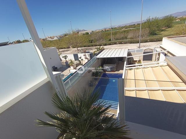 Chalet en venta en Daya Nueva. en Daya Nueva. Chalets Daya.
