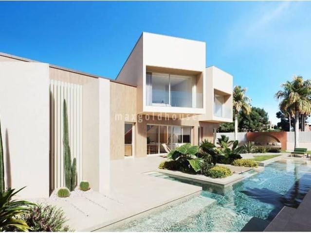 Chalet en venta en Dehesa de Campoamor, Alicante Costa Blanca