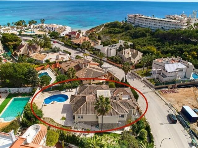 Chalet en venta en Dehesa de Campoamor, Alicante Costa Blanca