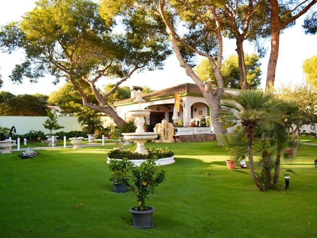 Chalet en venta en Dehesa de Campoamor, Alicante Costa Blanca
