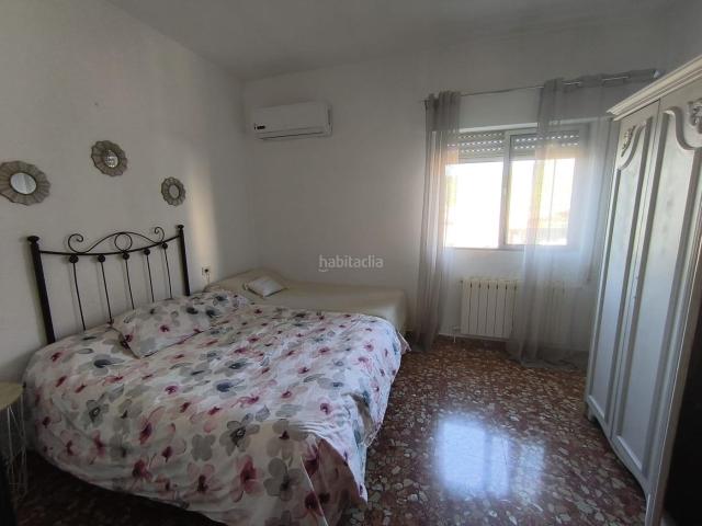 Chalet en venta en Deifontes. CASA EN DEIFONTES DE 428 M2. Chalets.