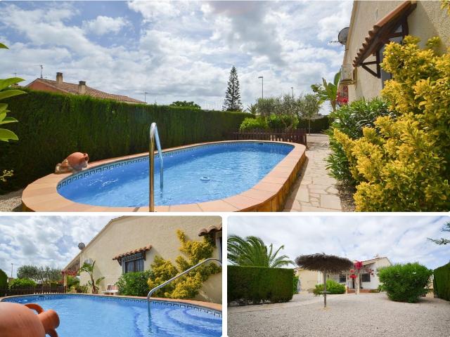 Chalet en venta en Deltebre Costa Dorada. Chalet en venta en Riumar, 3 dormitorios. Chalets.