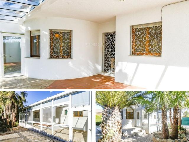 Chalet en venta en Deltebre Costa Dorada. Chalets.