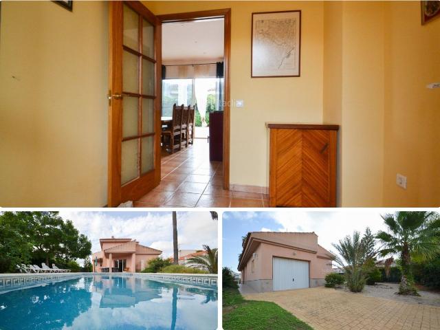 Chalet en venta en Deltebre Costa Dorada. Villa con piscina privada en la playa de Riumar. Chalets.