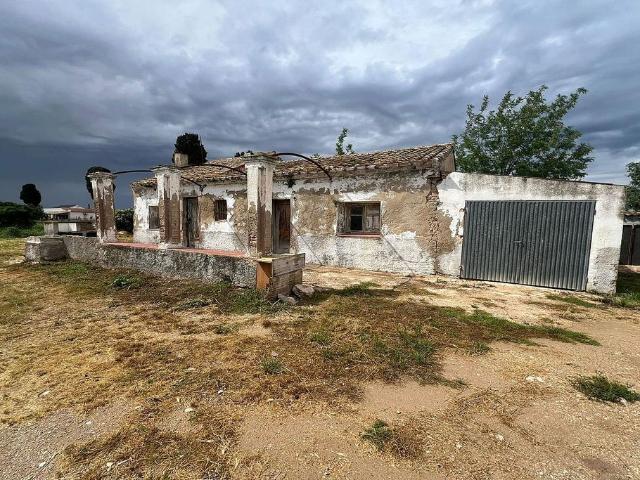 Chalet en venta en Deltebre, de 110 m² 1 habitación por 79.000