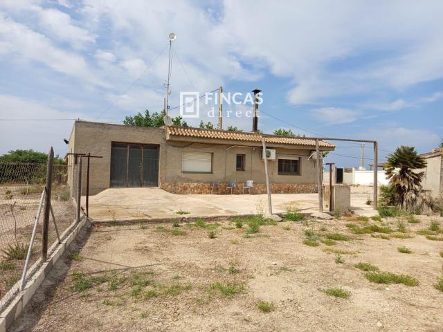 Chalet en venta en Deltebre Tarragona
