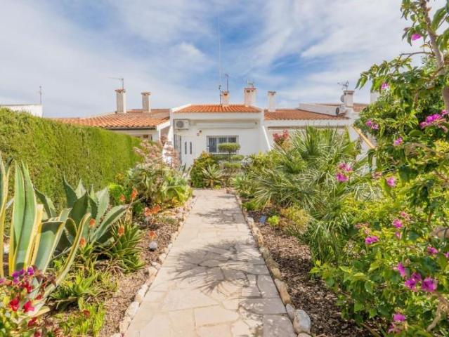 Chalet en venta en Deltebre, Urbanizacion riumar