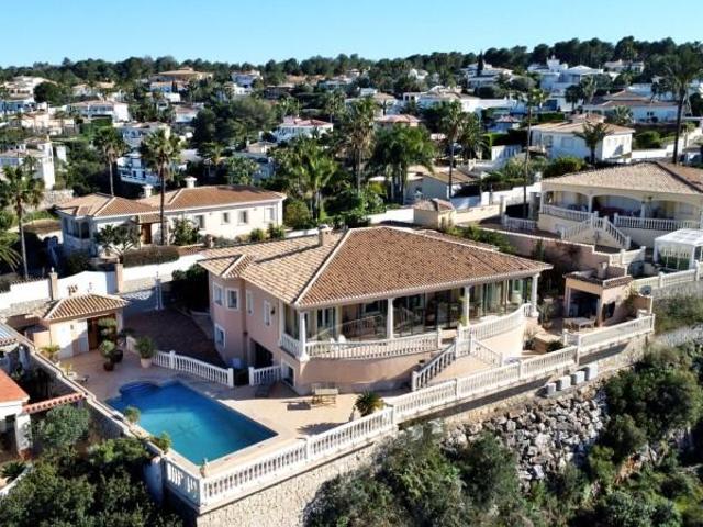 Chalet en venta en Denia