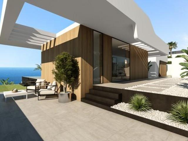 Chalet en venta en Denia