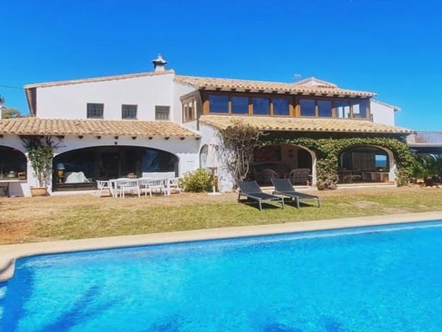 Chalet en venta en Dénia, Alicante Costa Blanca