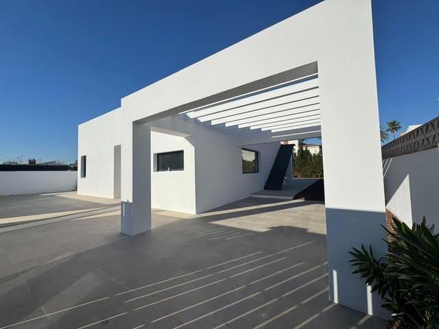 Chalet en venta en Dénia, Alicante Costa Blanca