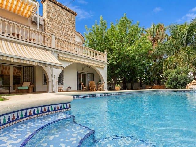 Chalet en venta en Dénia, Alicante Costa Blanca