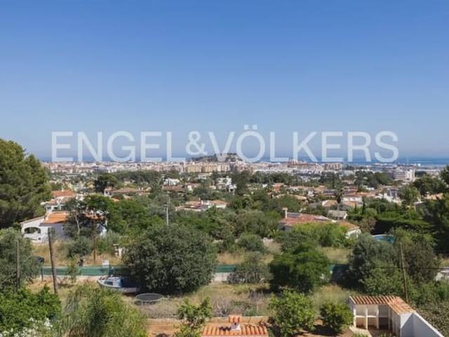 Chalet en venta en Dénia, Alicante Costa Blanca