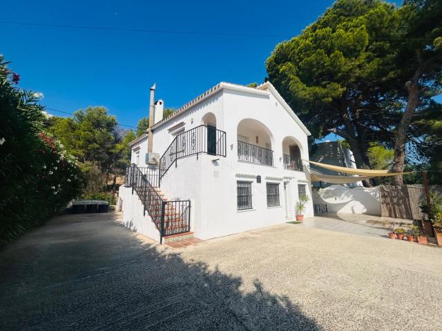 Chalet en venta en Dénia, El Montgó. NUEVO Y PRECIOSO CHALET EN VENTA EN DÉNIA, EN LAS ROTAS!. Chalets.