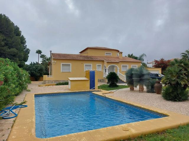 Chalet en venta en Dénia, El Montgó. Chalet cerca del centro en zona residencial en Denia. Costa Blanca. Chalets.