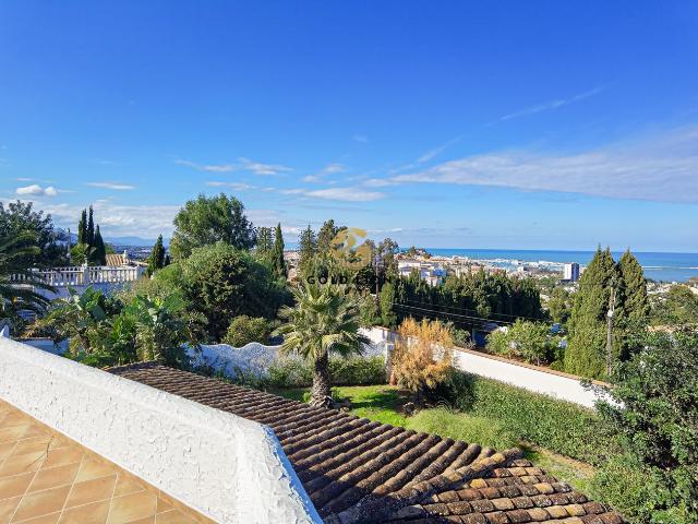 Chalet en venta en Dénia, El Montgó. Chalets.