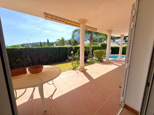 Chalet en venta en Dénia, La Pedrera Vessanes. Calidad de vida, privacidad y espacio a un paso de todo. Chalets.