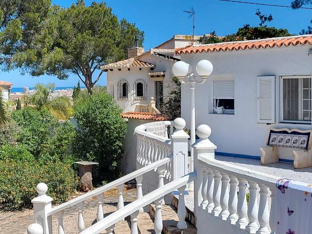 Chalet en venta en Dénia, La Pedrera Vessanes. Chalets.