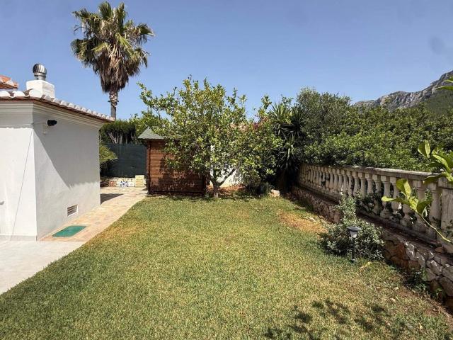 Chalet en venta en Dénia, La Xara La Sella. Chalets.