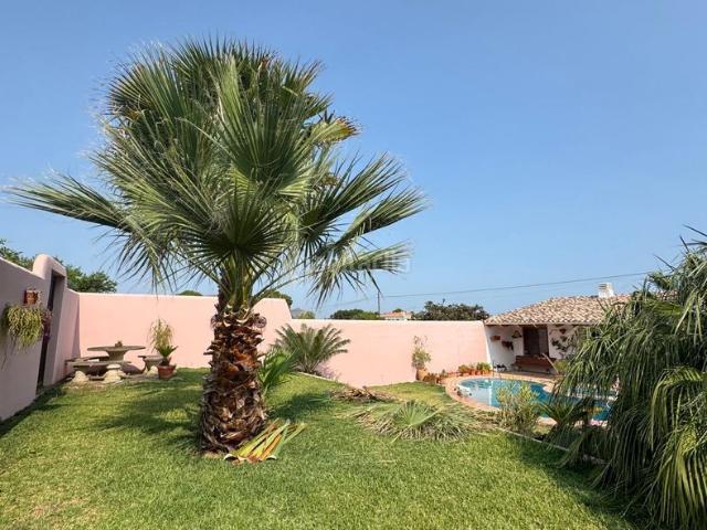 Chalet en venta en Dénia, La Xara La Sella. Chalets.