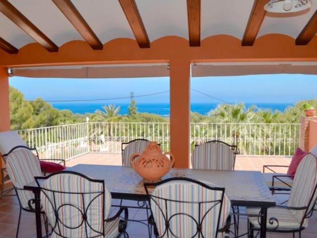 Chalet en venta en Denia, Las Rotas