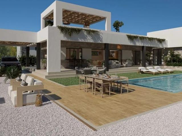 Chalet en venta en Doña Pepa, Alicante Costa Blanca