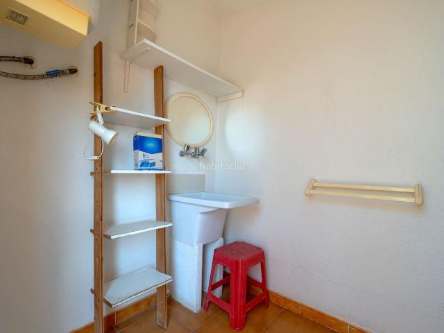 Chalet en venta en Empuriabrava, Muga Gran Reserva Badia Costa Brava. Apartamento de dos habitaciones con solarium. Chalets.