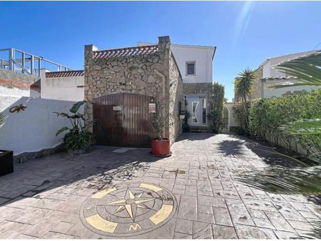 Chalet en Venta en Empuriabrava, Girona