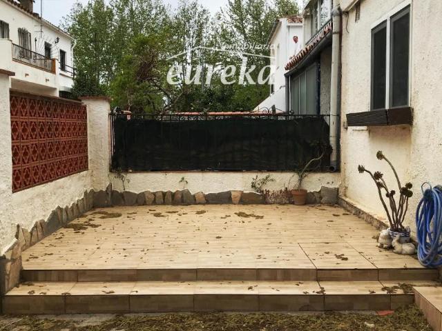Chalet en venta en Empuriabrava Girona